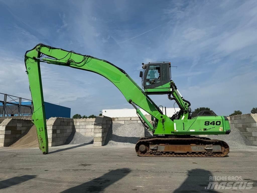 Sennebogen 840R Bageri za manipuliranje materijalom / otpadom