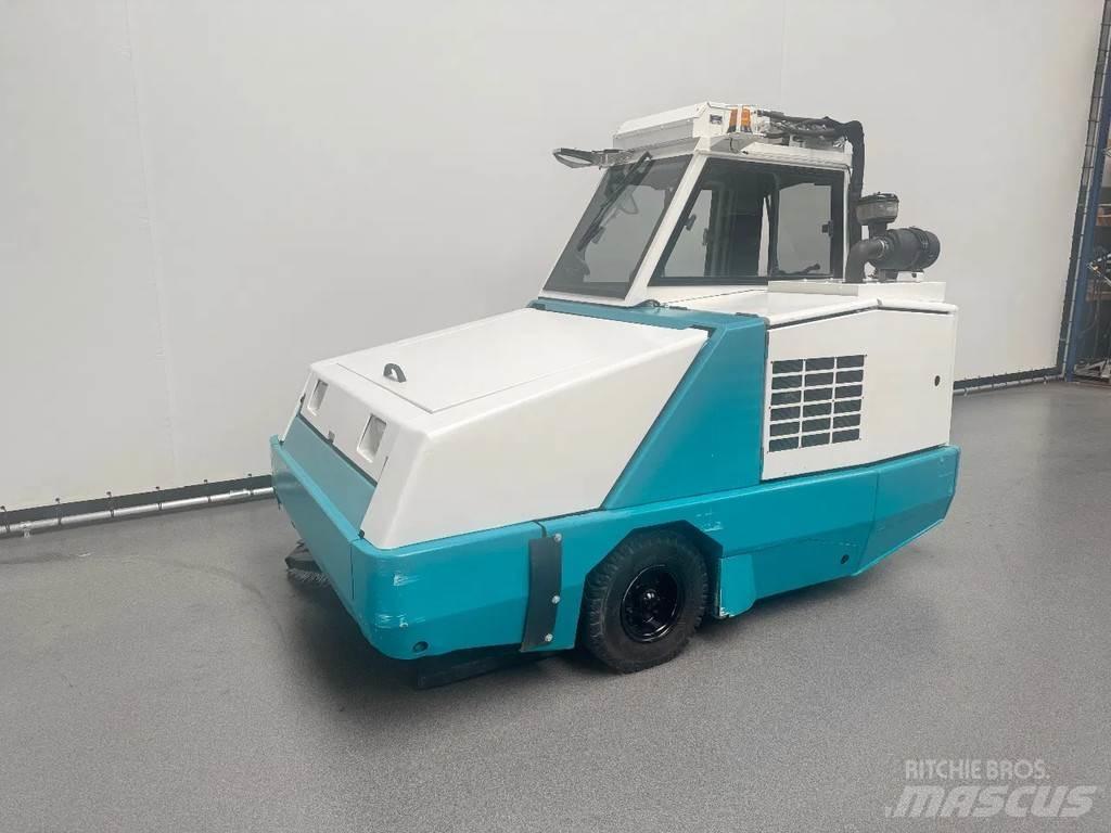 Tennant 800 Strojevi za metenje