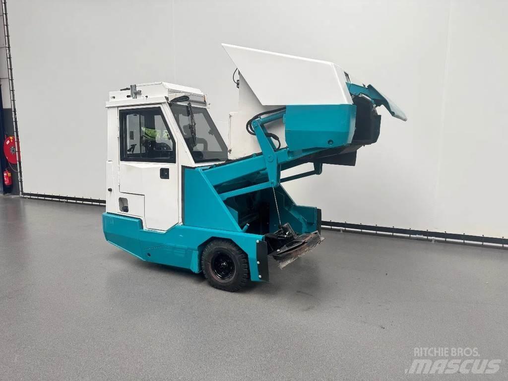 Tennant 800 Strojevi za metenje