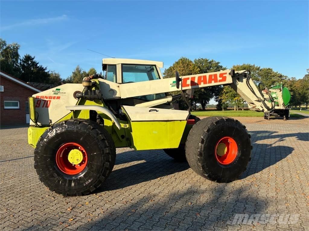 CLAAS Ranger 970 Teleskopski viličari
