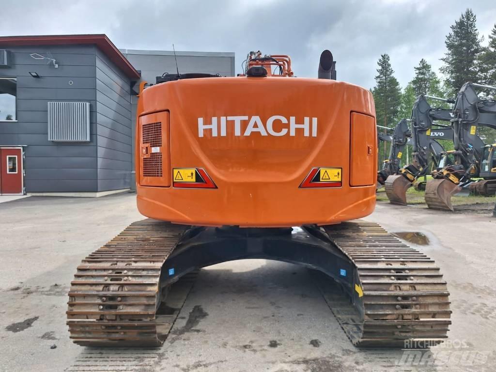 Hitachi ZX225USLC-7 Bageri gusjeničari