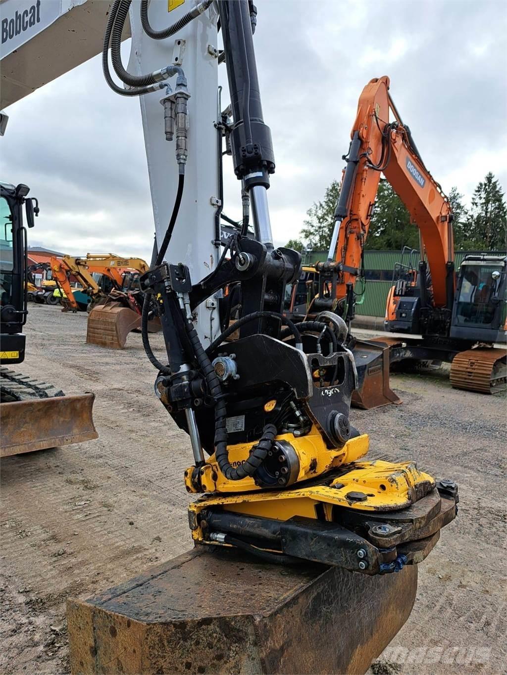 Bobcat E85 Mini bageri <7t