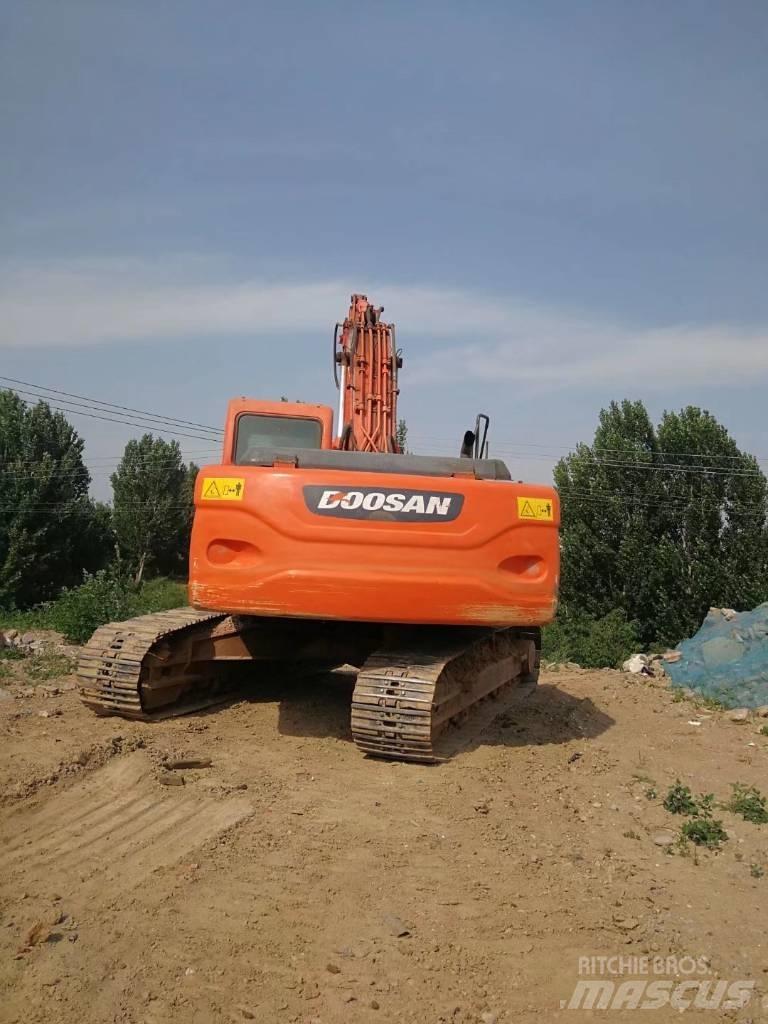 Doosan dx225 Bageri gusjeničari