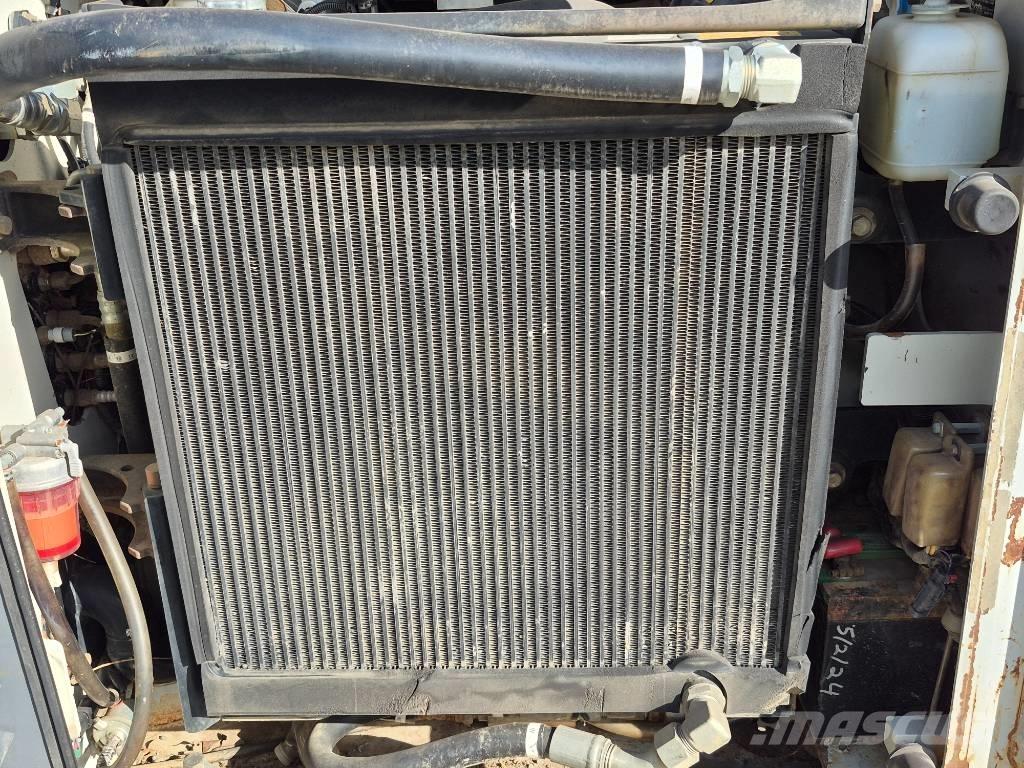 Takeuchi TL 8 Skid steer mini utovarivači