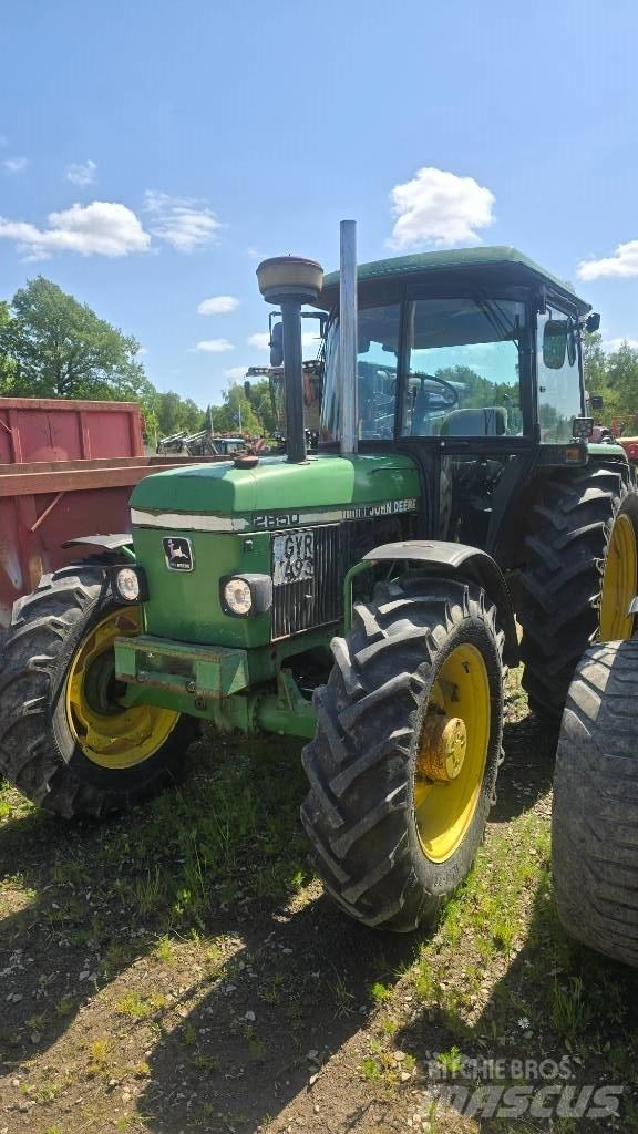 John Deere 2850 Traktori