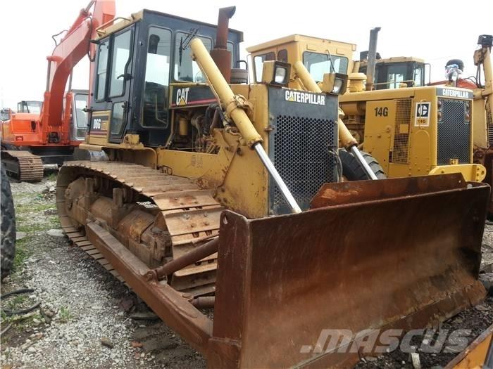 CAT D 6 G Buldožeri gusjeničari