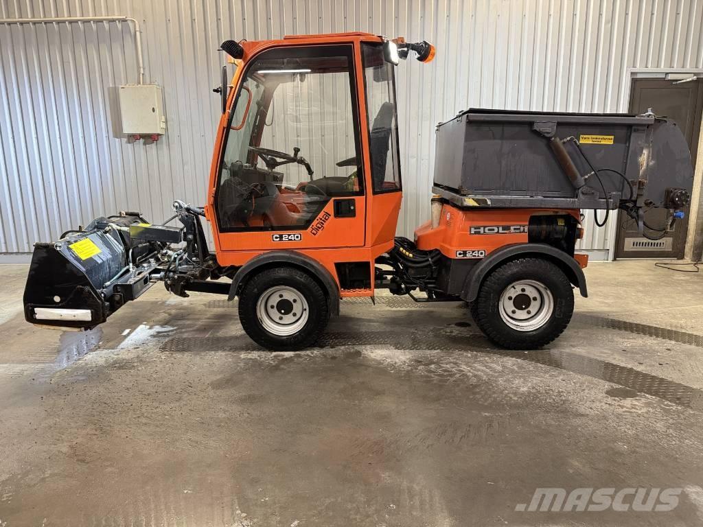 Holder C 240 Pomoćni strojevi