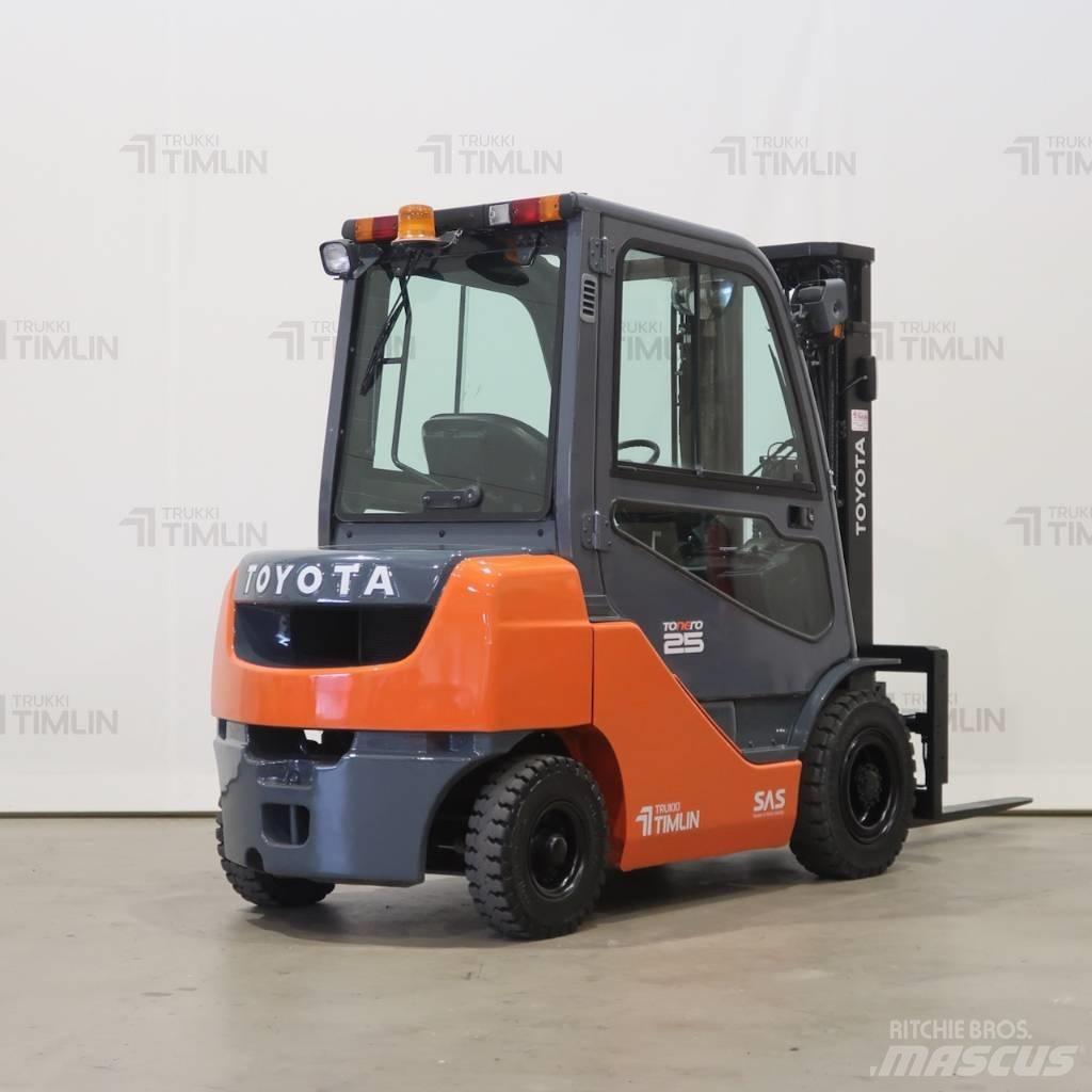 Toyota 52-8FDF25 Dizelski viličari
