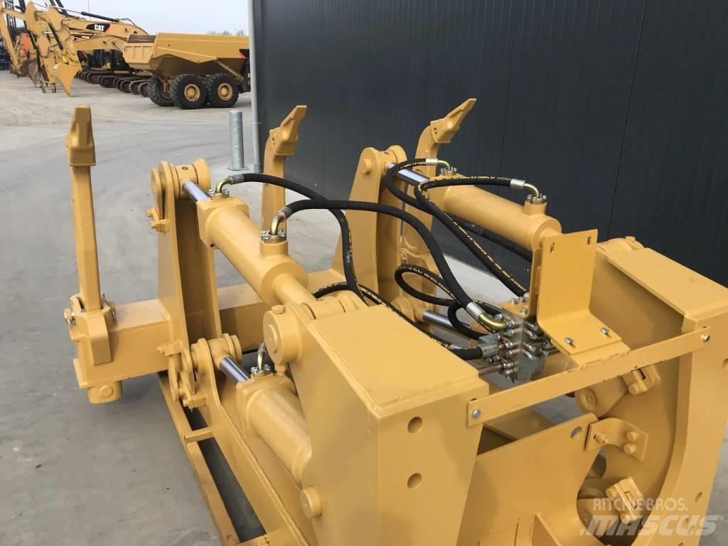 CAT D7R Skarifikatori