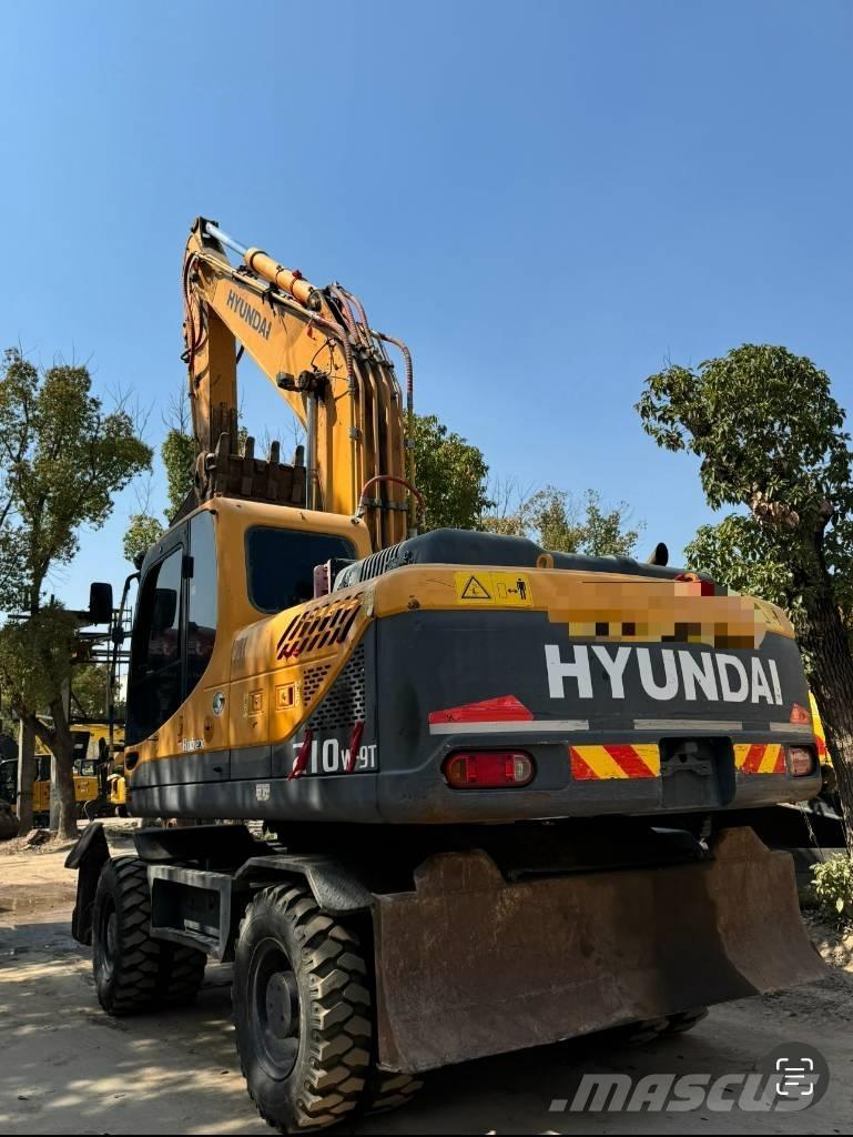 Hyundai 210W-9 Bageri na kotačima