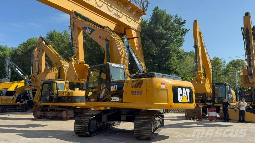 CAT 325 D Bageri gusjeničari