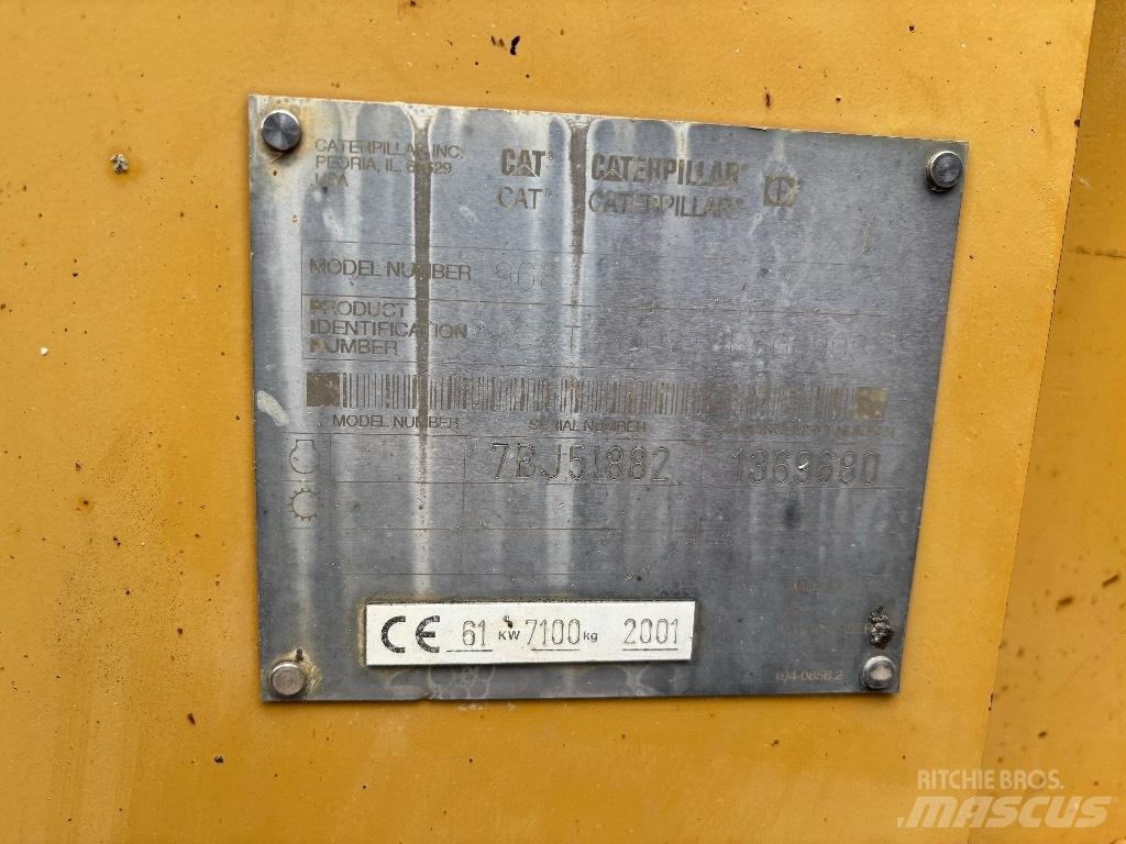 CAT 908 Utovarivači na kotačima