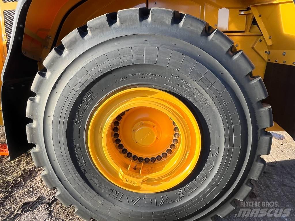 Volvo L 220 H Utovarivači na kotačima