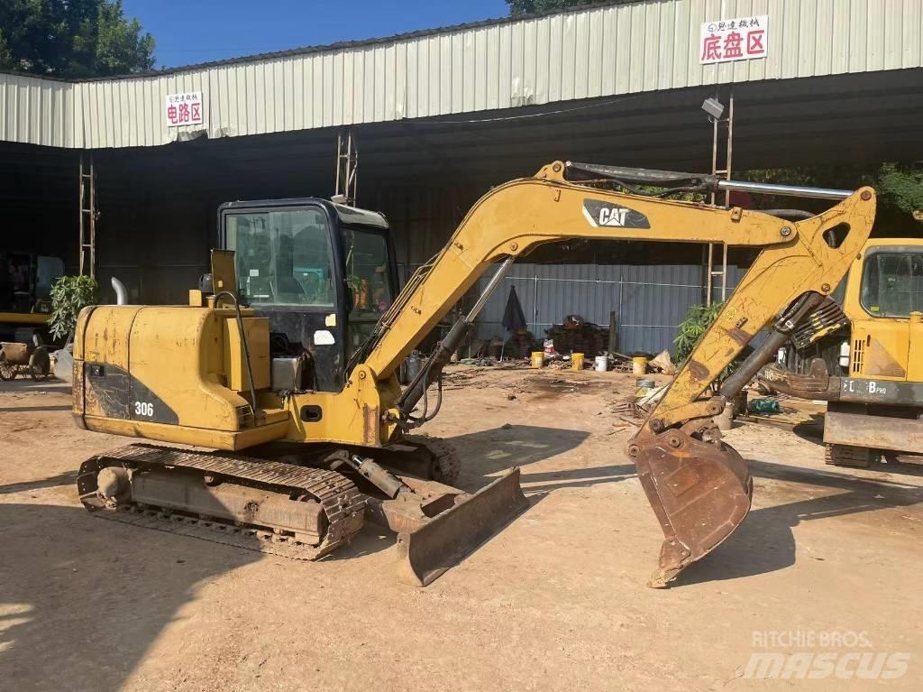 CAT 306 Bageri gusjeničari