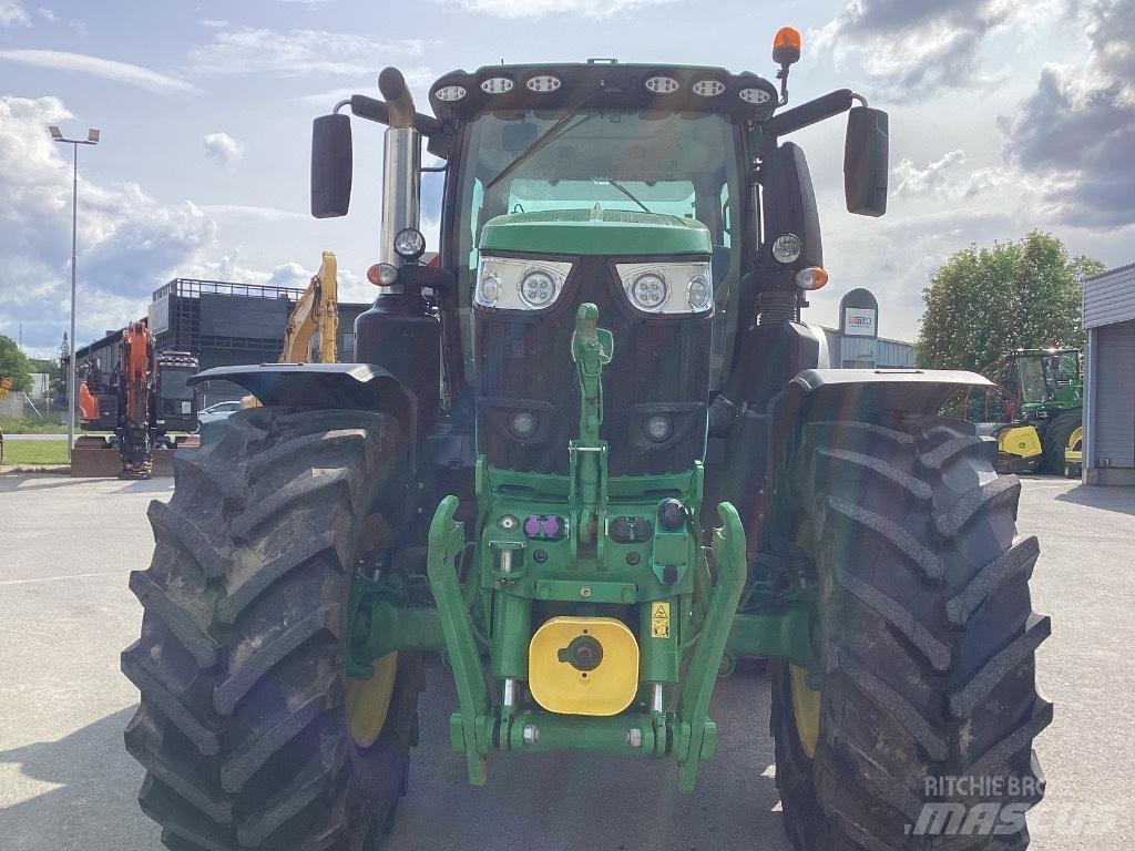 John Deere 6250 R Traktori