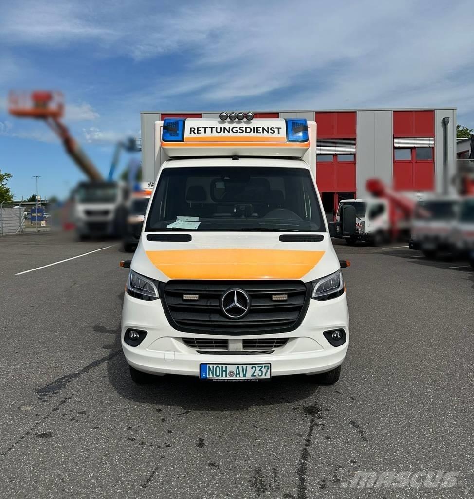 Mercedes-Benz 1000 Vozila za hitnu pomoć