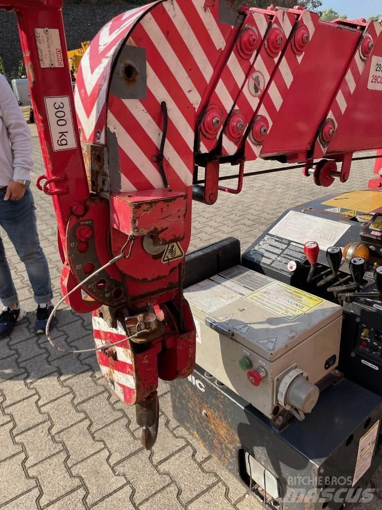 Unic URW 295 Kranovi sa gusjenicama