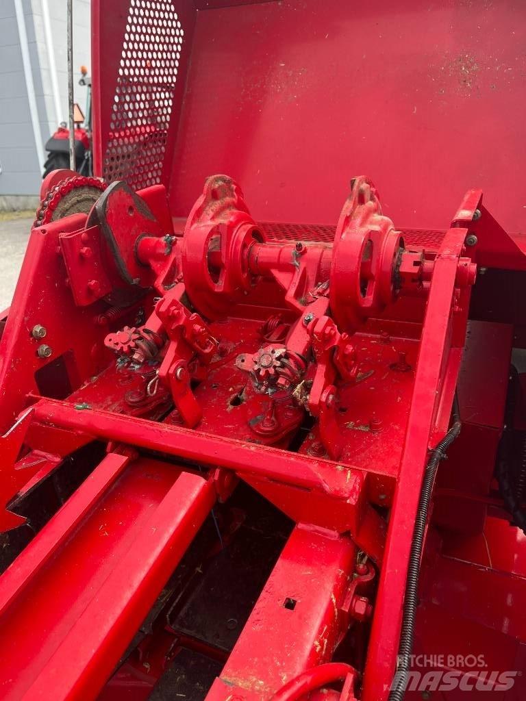 Massey Ferguson 1839 Balirke za kockaste bale