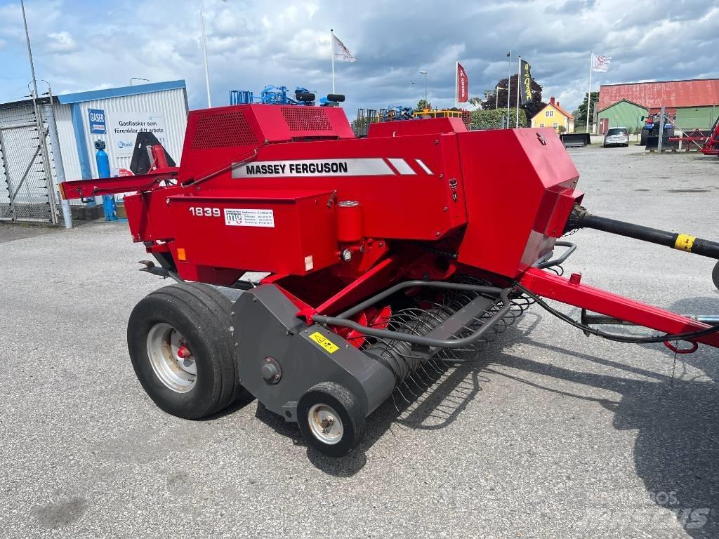 Massey Ferguson 1839 Balirke za kockaste bale