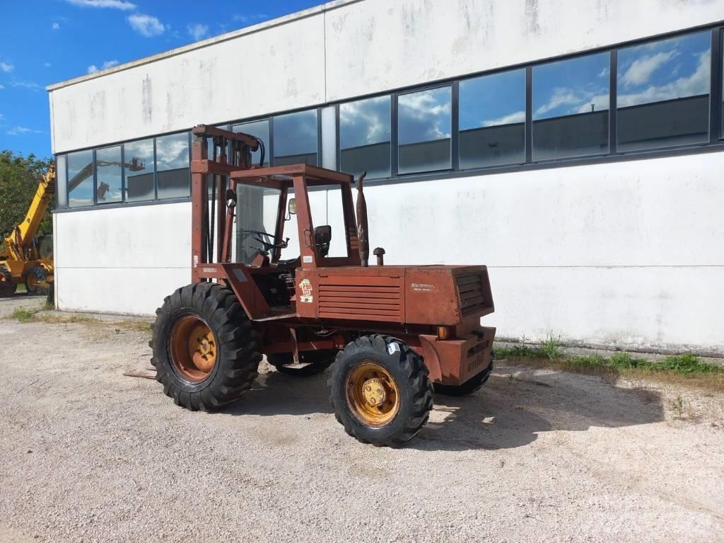 Manitou 4RM30G Dizelski viličari