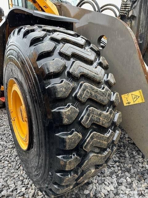 Volvo L 220 H Utovarivači na kotačima