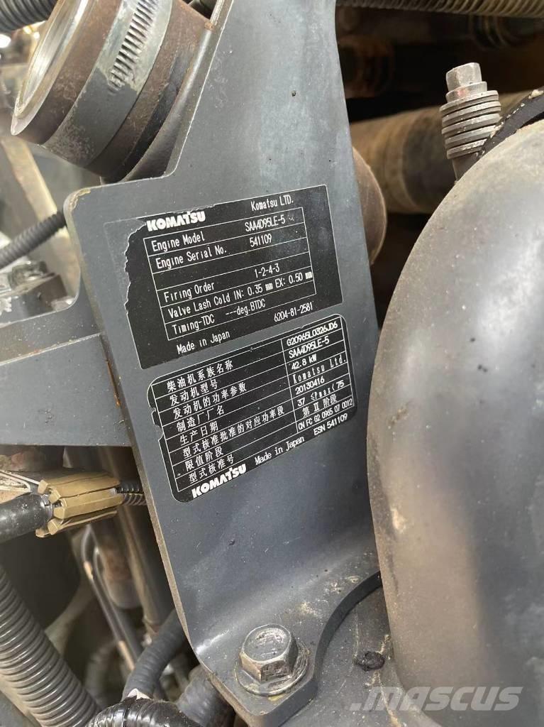 Komatsu PC 60-8 Bageri gusjeničari