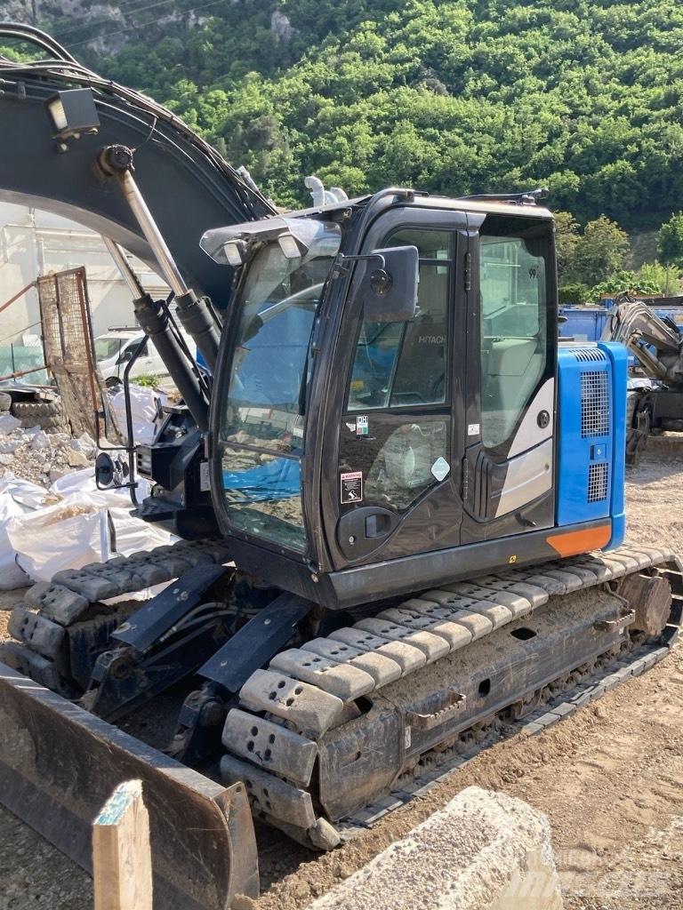 Hitachi ZX 135 US-6 Bageri gusjeničari