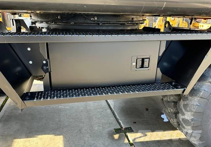 Hitachi ZX 170 W-5 B Bageri na kotačima