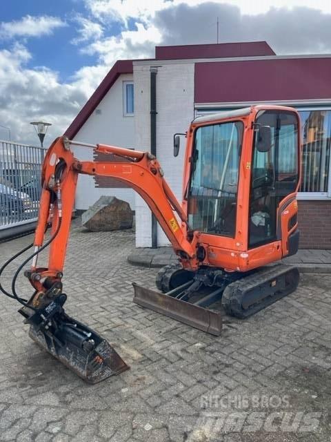 Kubota KX 016-4 Mini bageri <7t