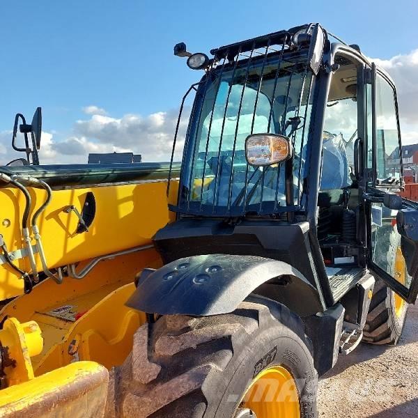 JCB 533-105 Teleskopski viličari
