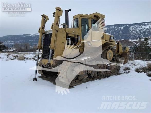CAT D9N Buldožeri gusjeničari