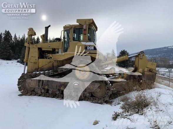 CAT D9N Buldožeri gusjeničari