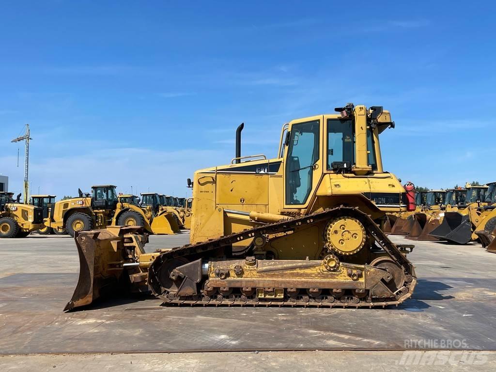 CAT D6N XL Buldožeri gusjeničari