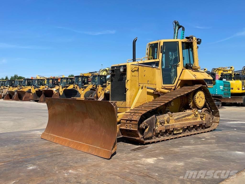 CAT D6N XL Buldožeri gusjeničari