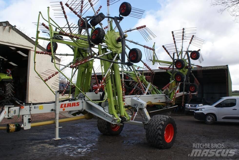 CLAAS Liner 3600 Okretači i sakupljači sijena