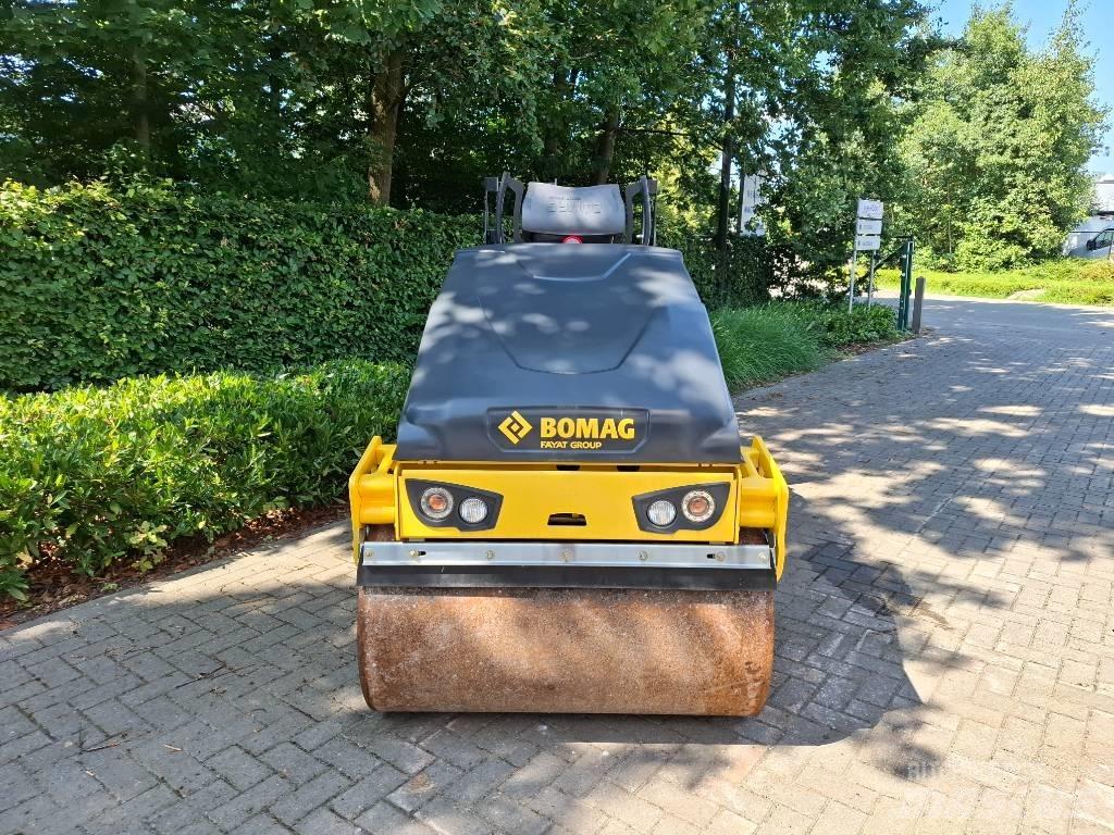 Bomag BW 120 AD-5 Valjci sa dvojnim bubnjem