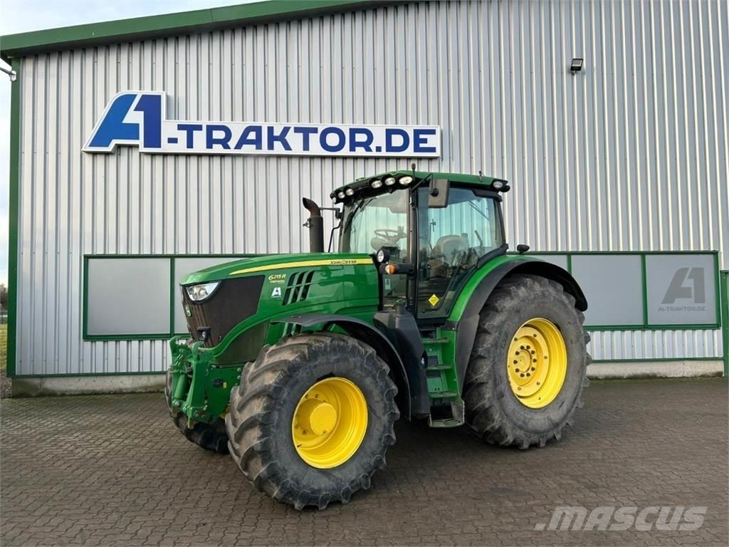 John Deere 6215R Traktori
