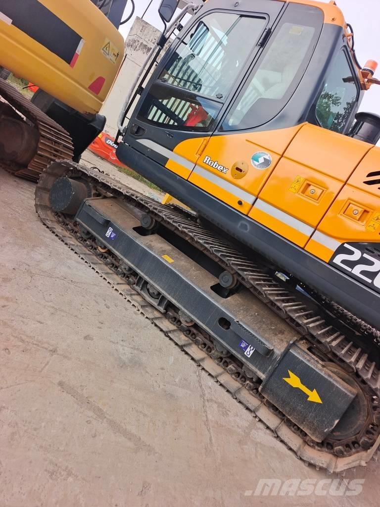 Hyundai 220 LC -9S Bageri gusjeničari