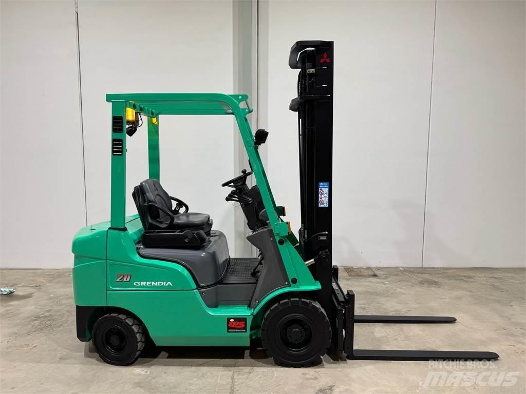 Mitsubishi FD20NT Dizelski viličari