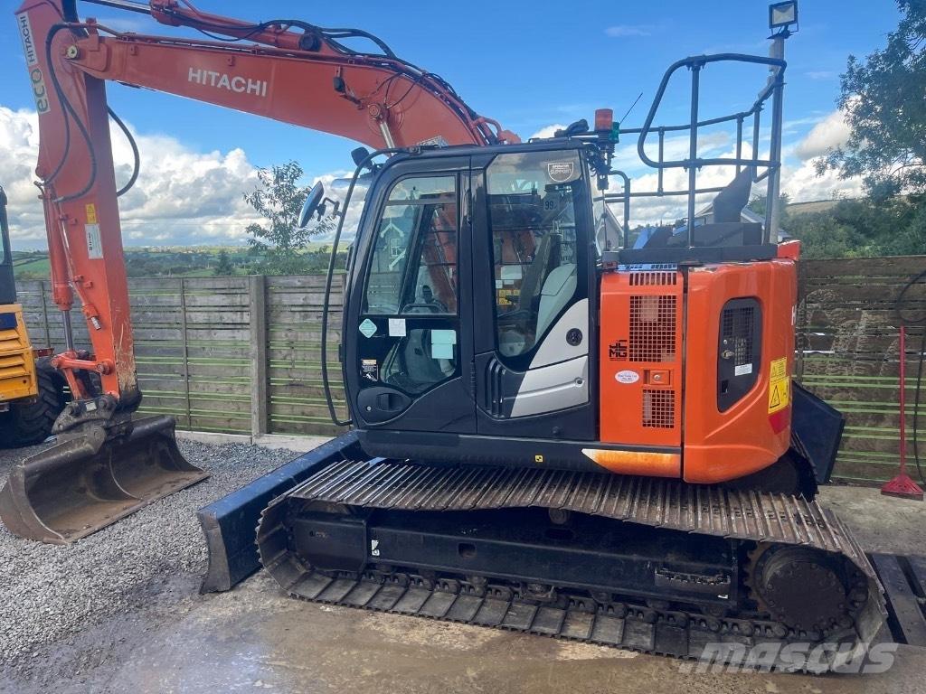 Hitachi ZX 135 US-6 Bageri gusjeničari