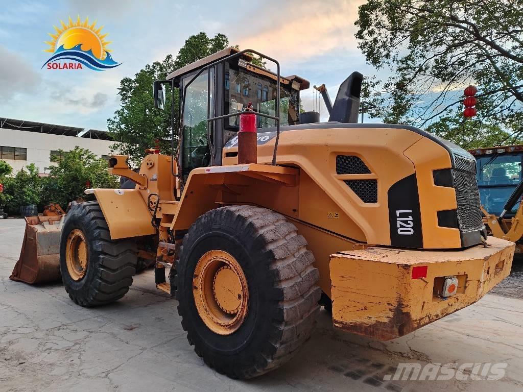 Volvo L 120 Utovarivači na kotačima