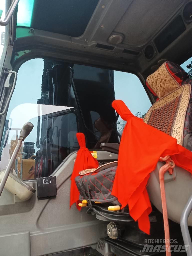 Volvo EC 210 Bageri gusjeničari