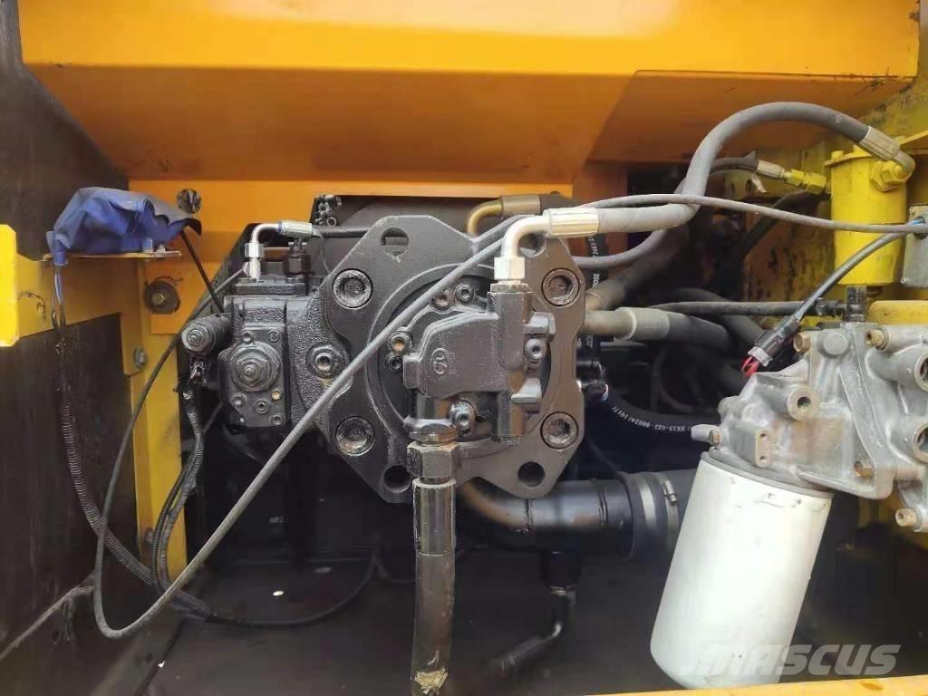 Sany SY 215 C-9 Bageri gusjeničari