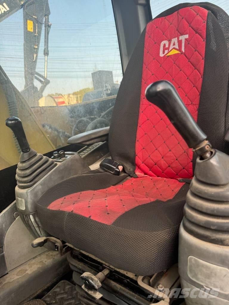 CAT 313 D Bageri gusjeničari