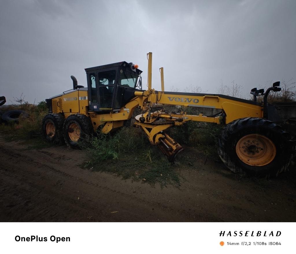  Greder Volvo G710 Transmisija