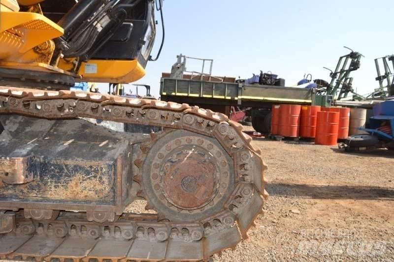 JCB JS205 Mini bageri <7t