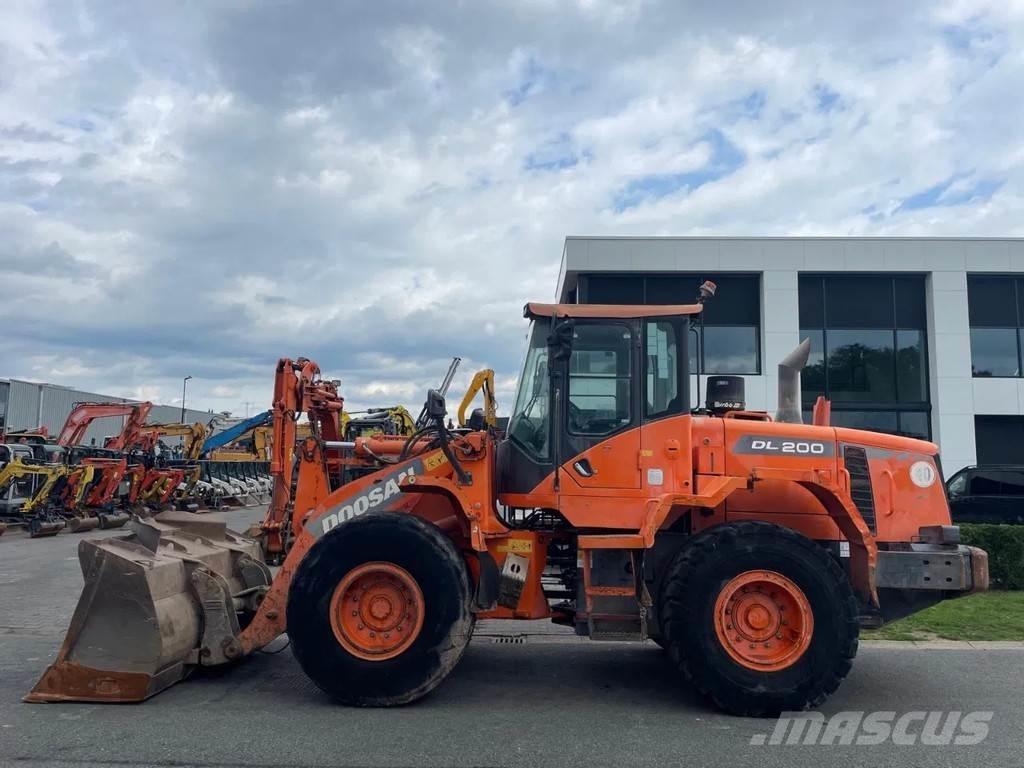 Doosan DL200-3 | A/C Utovarivači na kotačima