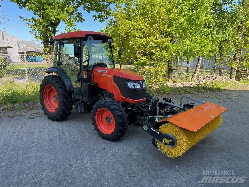 Kubota M 7040 Traktori