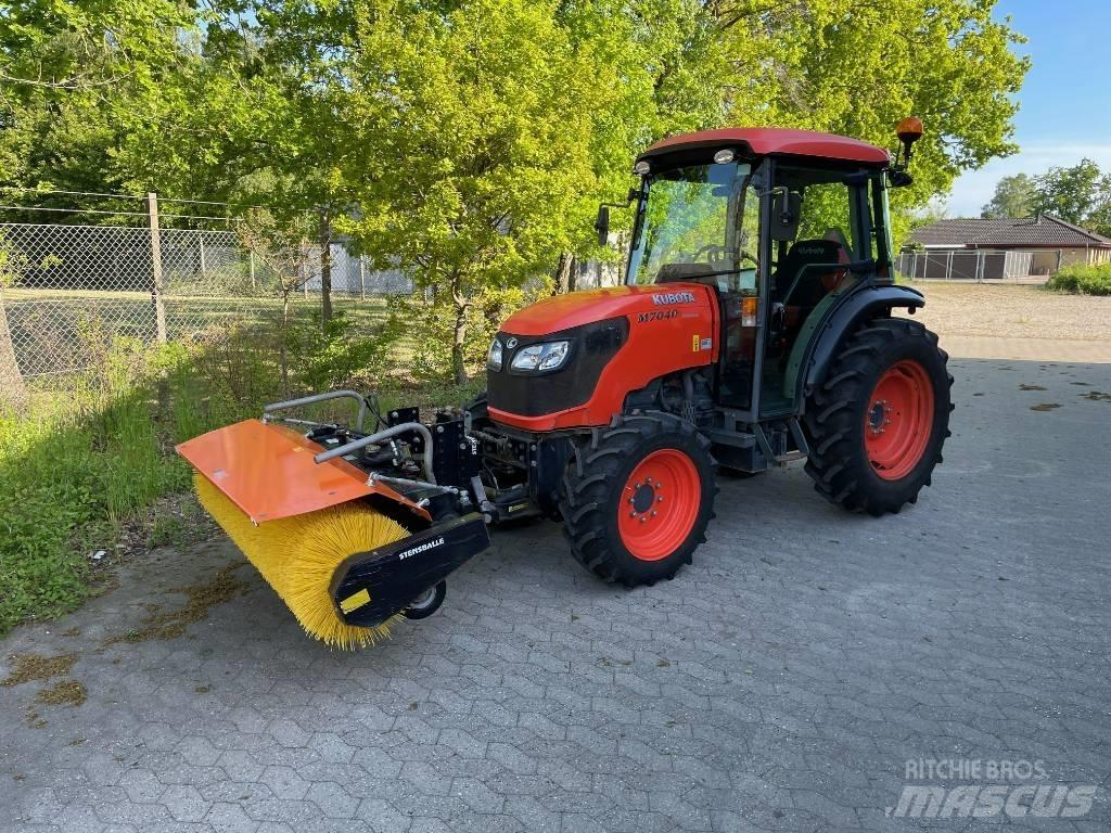 Kubota M 7040 Traktori