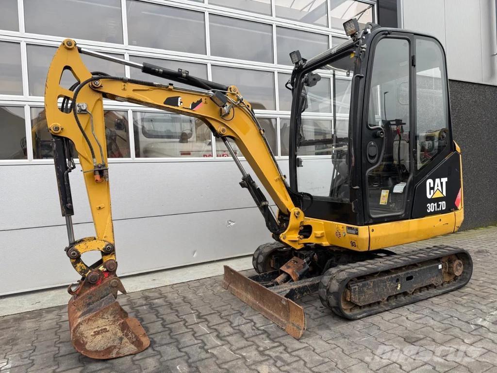 CAT 301.7D Mini bageri <7t